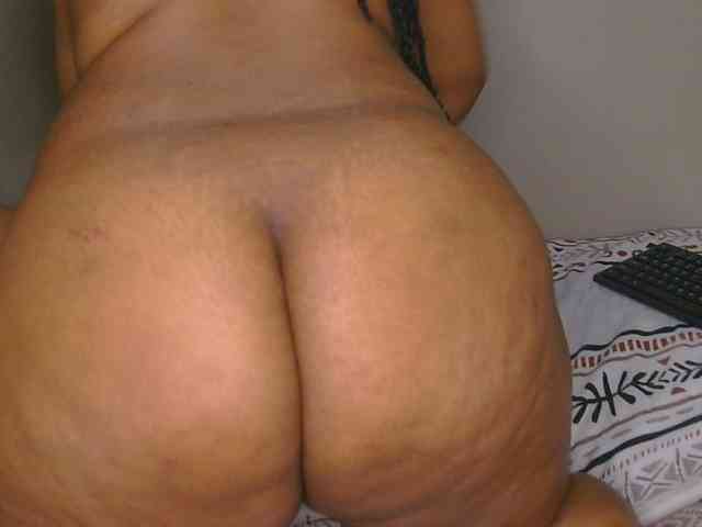 CherieBlush webcam