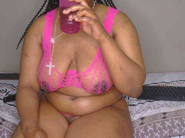CherieBlush webcam