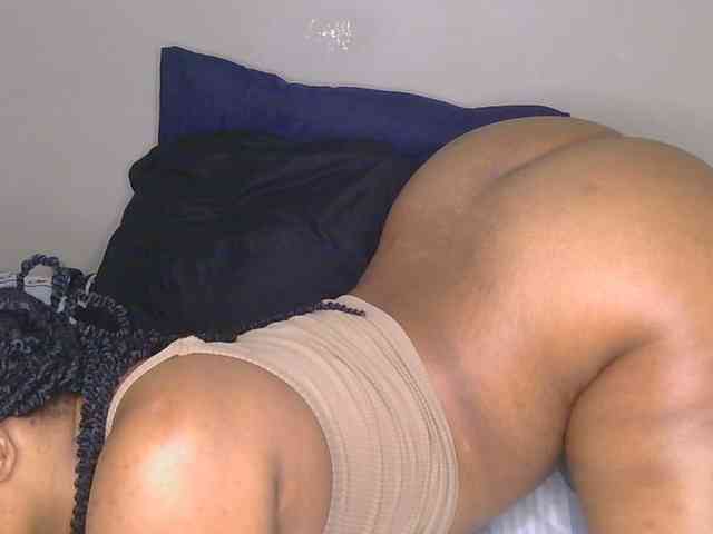 CherieBlush webcam