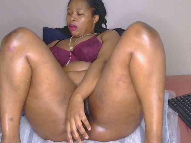 CherieBlush webcam