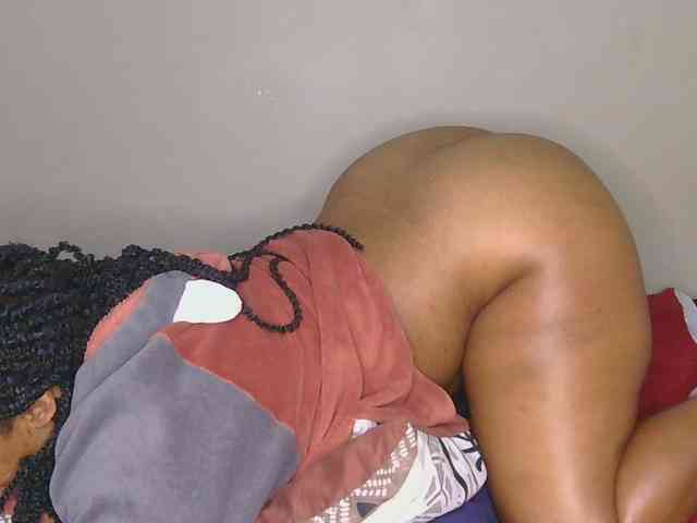 CherieBlush webcam