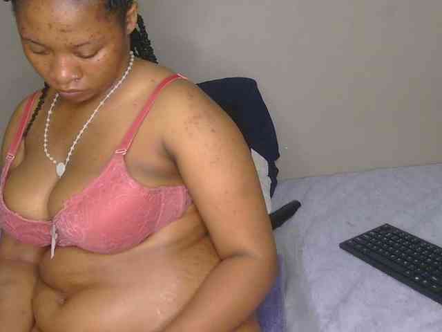 CherieBlush webcam