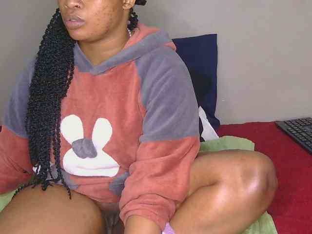 CherieBlush webcam