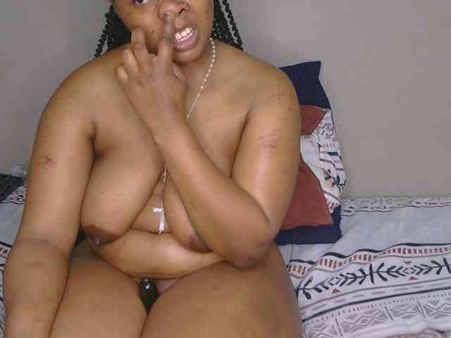 CherieBlush webcam