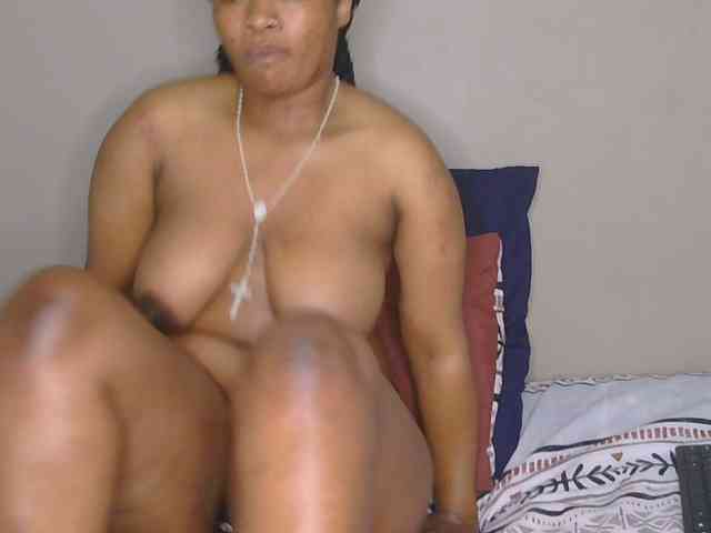 CherieBlush webcam