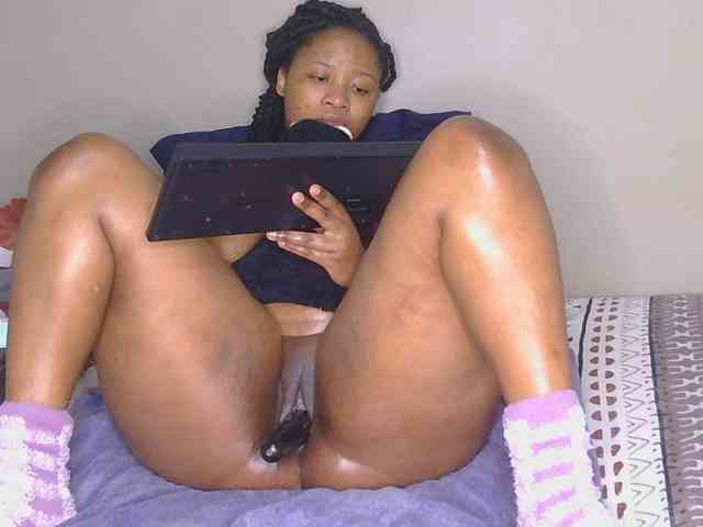 CherieBlush webcam