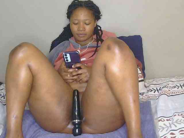 CherieBlush webcam