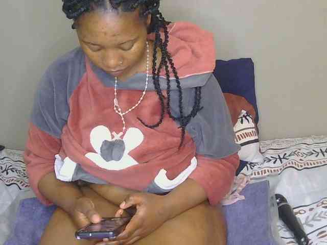 CherieBlush webcam
