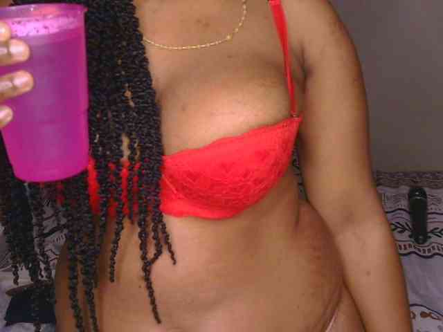 CherieBlush webcam