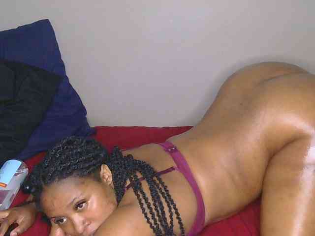 CherieBlush webcam