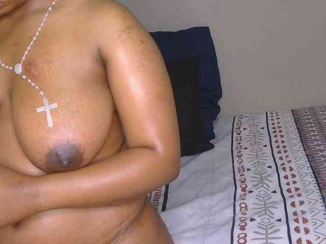 CherieBlush webcam