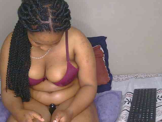 CherieBlush webcam