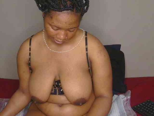 CherieBlush webcam