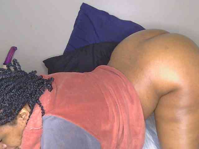 CherieBlush webcam