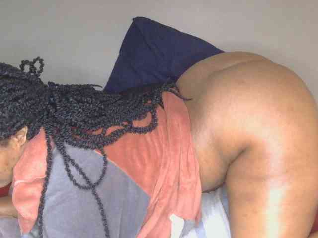 CherieBlush webcam