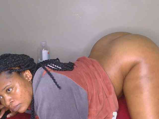 CherieBlush webcam