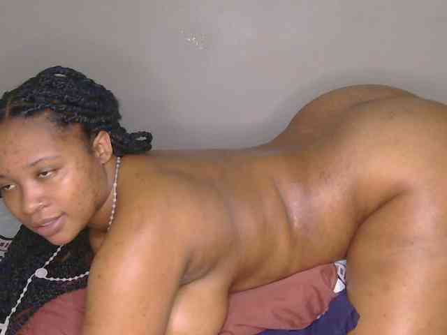CherieBlush webcam