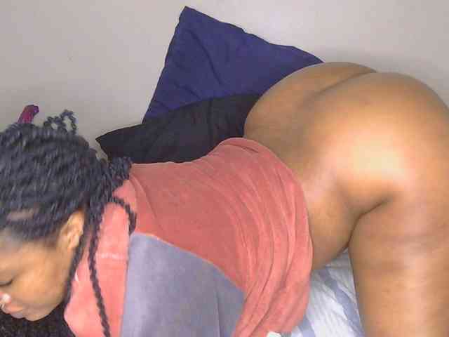 CherieBlush webcam