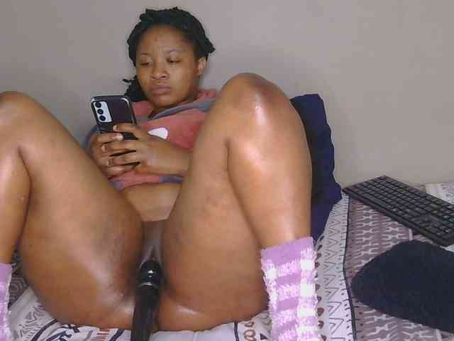 CherieBlush webcam