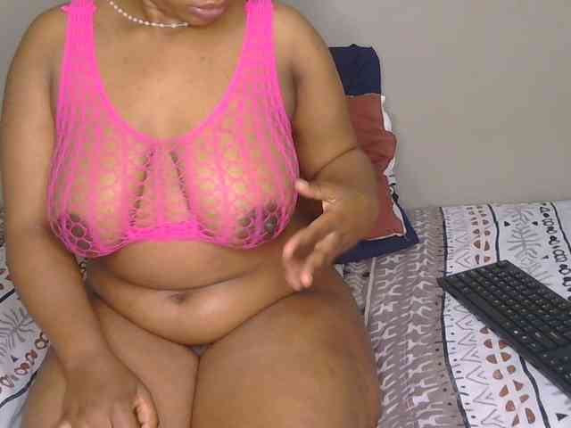 CherieBlush webcam