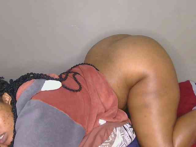 CherieBlush Live Webcam on BongaCams