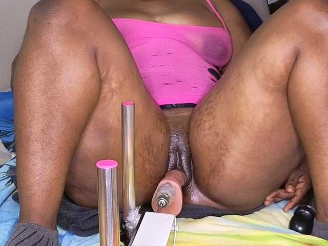 MissSpicybooty live cam on BongaCams