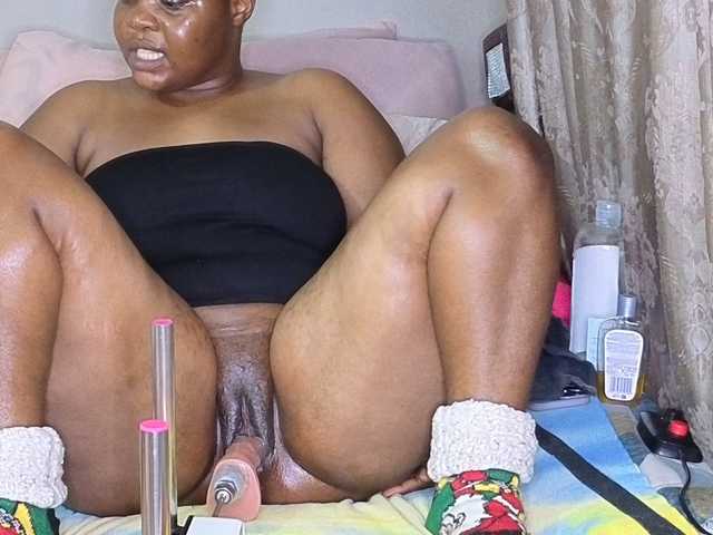 MissSpicybooty live webcam show