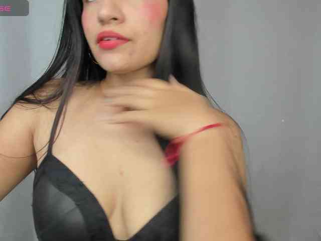 LailaRouse Sex Cam Show