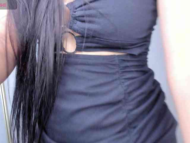 LailaRouse webcam