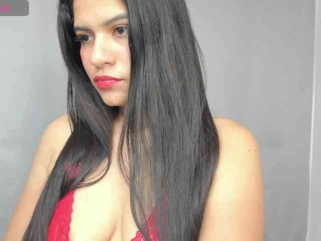 LailaRouse webcam