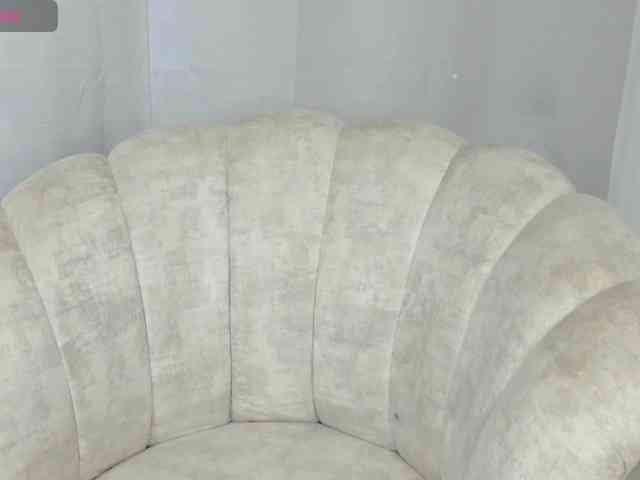 LailaRouse webcam