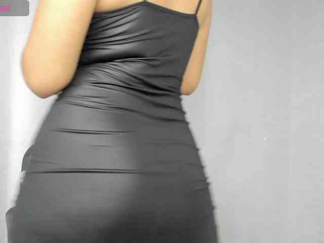 LailaRouse webcam