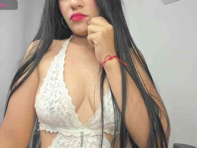 LailaRouse webcam