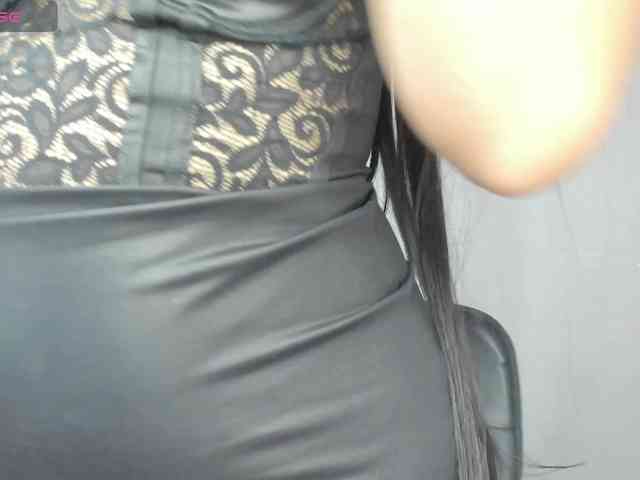 LailaRouse webcam