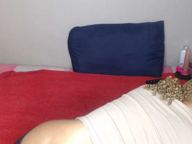 liztaylor live cam on BongaCams