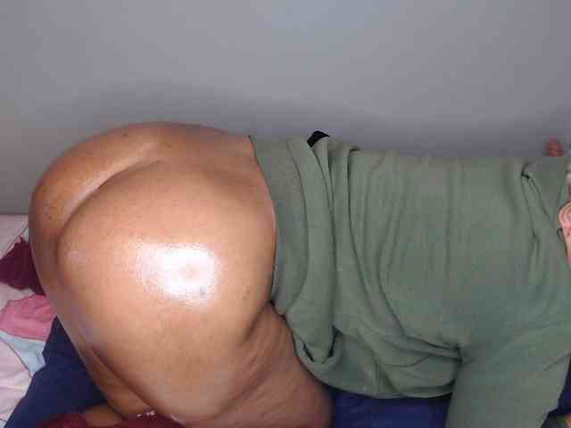 liztaylor webcam