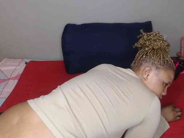 liztaylor webcam