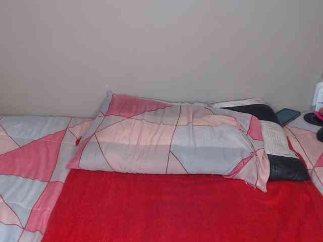 liztaylor webcam