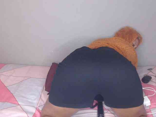 liztaylor webcam