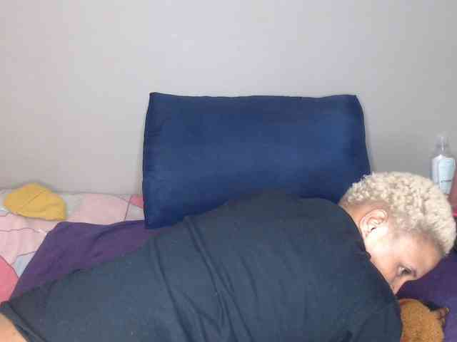 liztaylor webcam