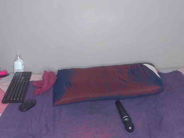 liztaylor webcam