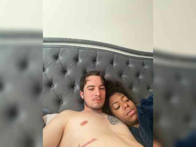 Shaneandnaani webcam