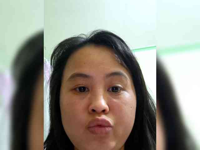 LaynaCin webcam