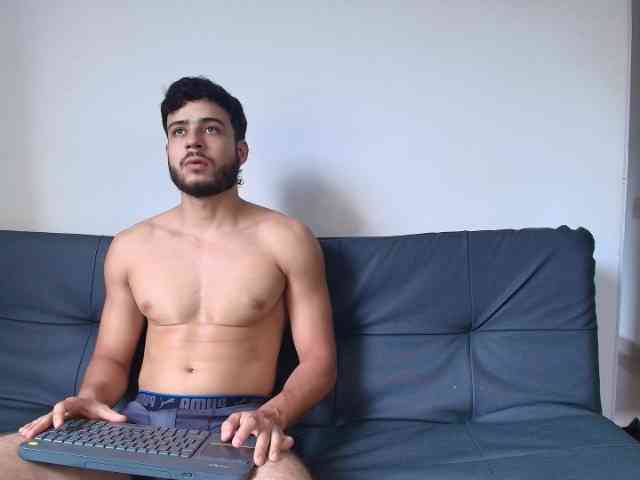 sofiandgeordi webcam