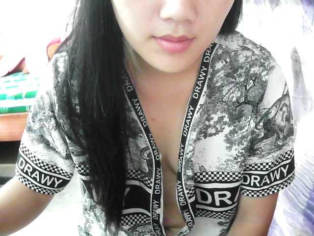 Elysa221 live cam on BongaCams