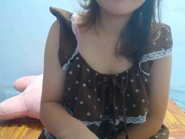 Elysa221 live cam on BongaCams