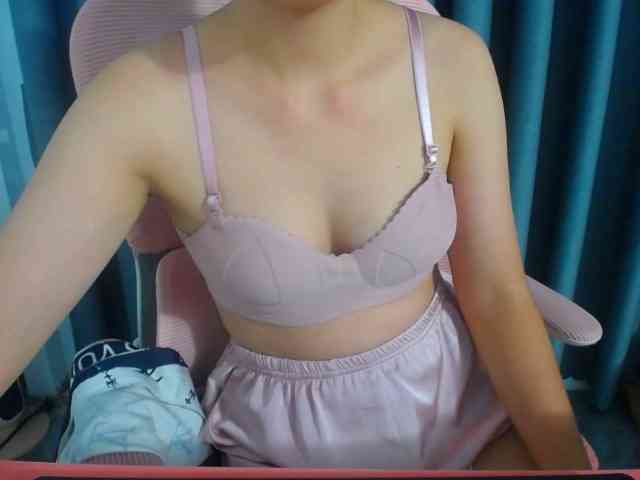 Elysa221 webcam