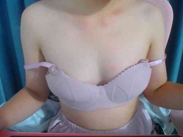 Elysa221 webcam