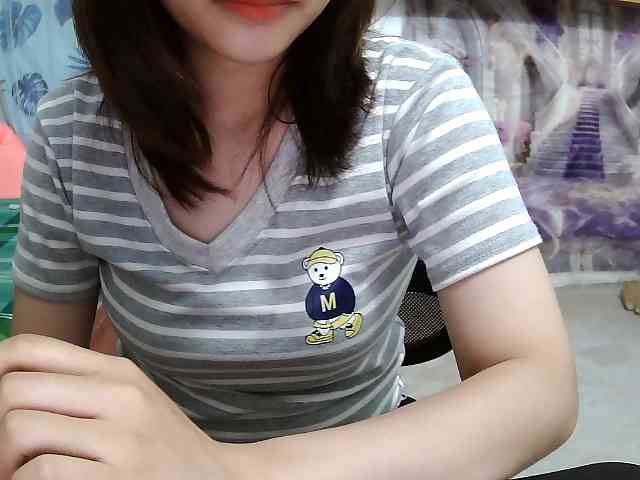 Elysa221 webcam
