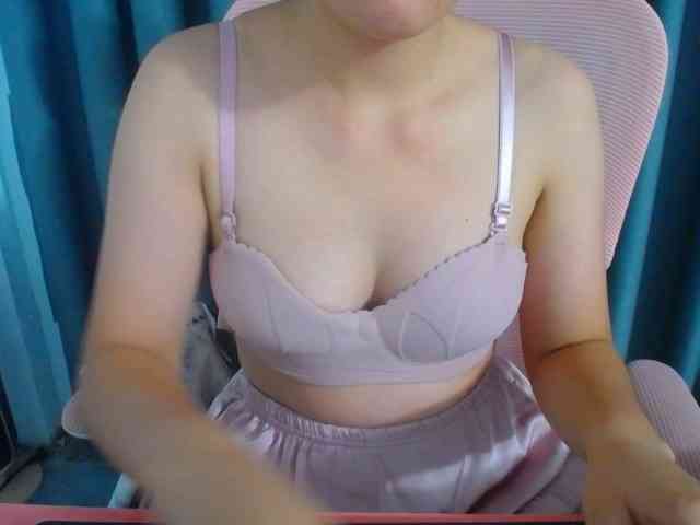 Elysa221 webcam